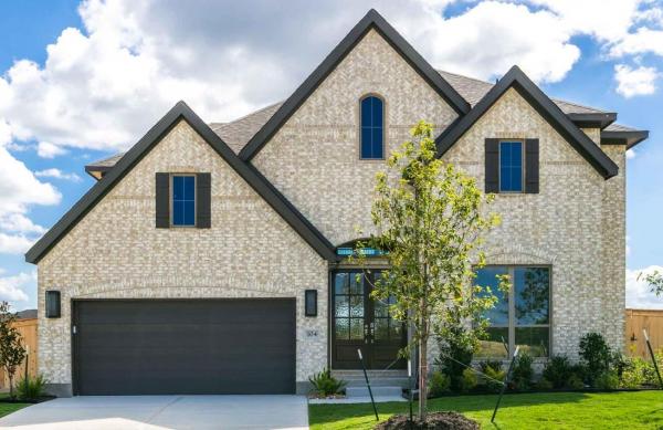 104 Snakeroot Trail